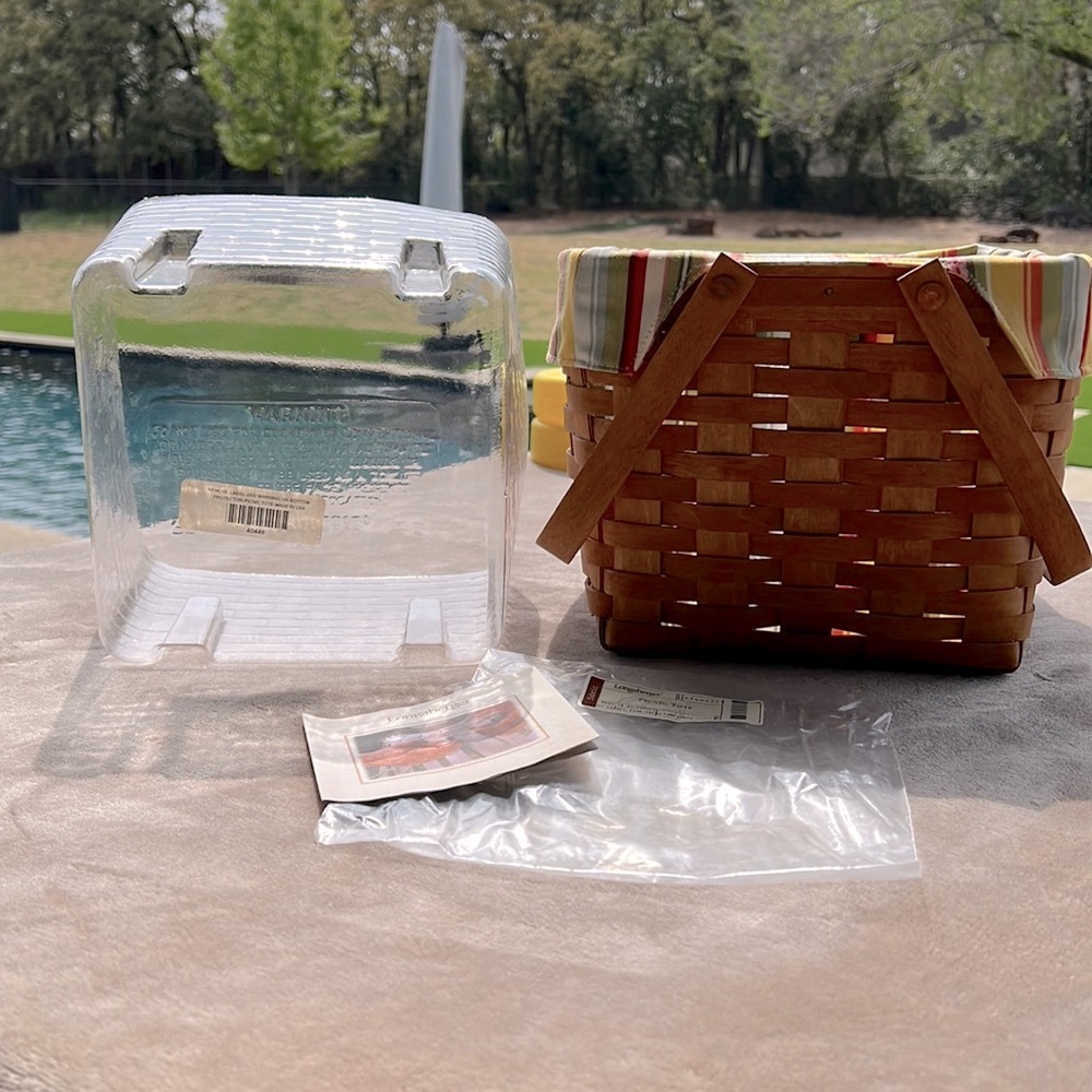 Longaberger 2007 Combo Square Picnic Tote Basket 10” W X 8” H